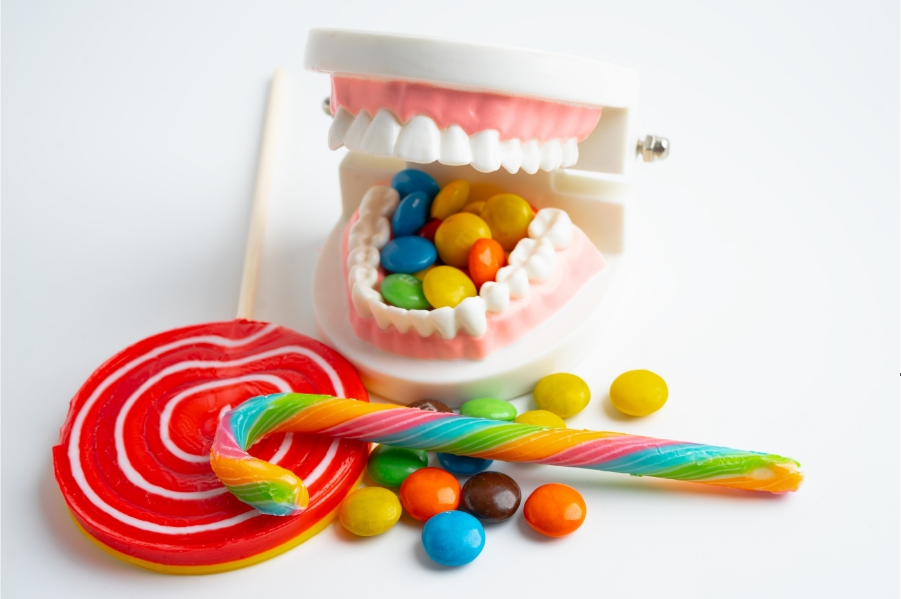 The Best and Worst Halloween Candy for Your Teeth